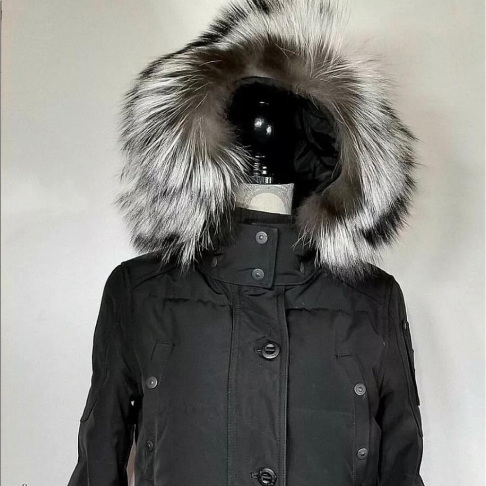MOOSE KNUCKLES FOX FUR DOWN